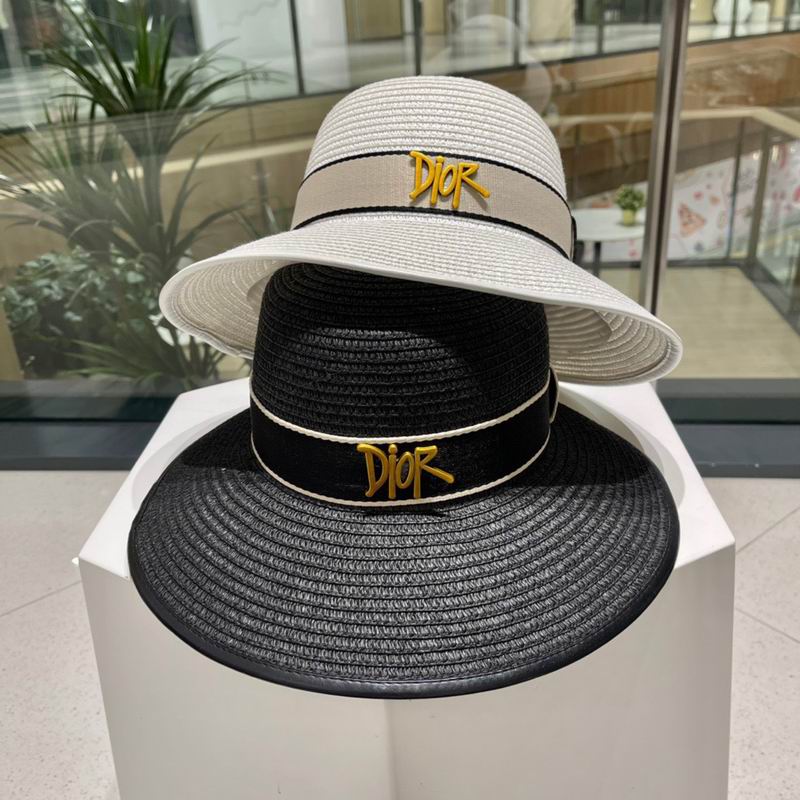 Dior top hat (1)